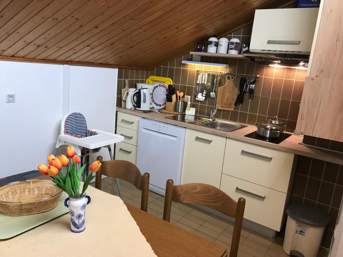 Family Apartments Vesna- 100 M Beach -Center Crikvenica Ngoại thất bức ảnh