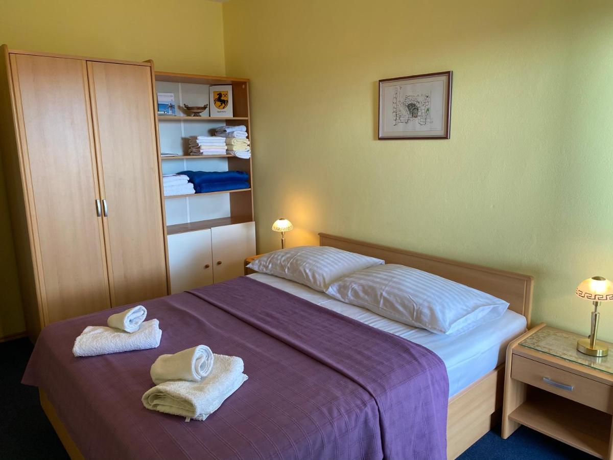 Family Apartments Vesna- 100 M Beach -Center Crikvenica Ngoại thất bức ảnh