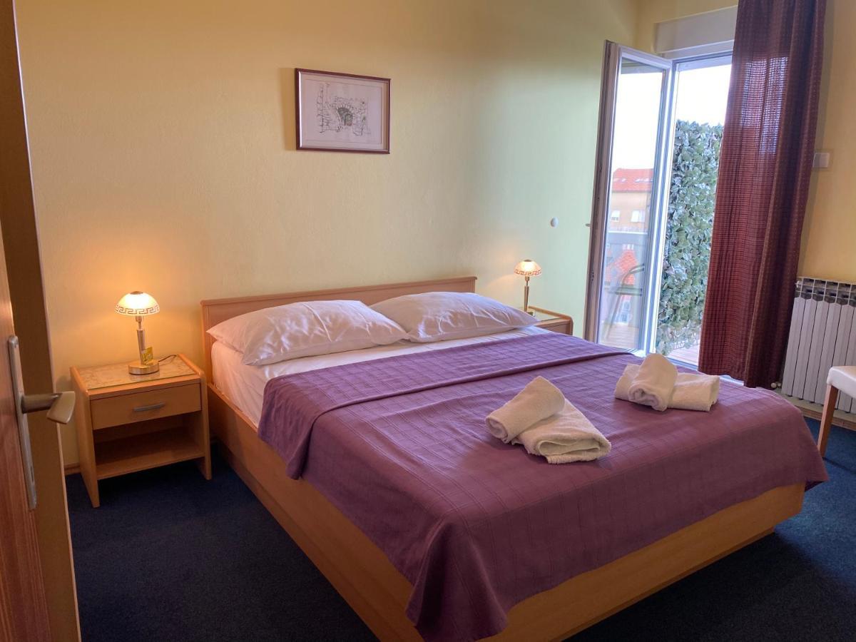 Family Apartments Vesna- 100 M Beach -Center Crikvenica Ngoại thất bức ảnh