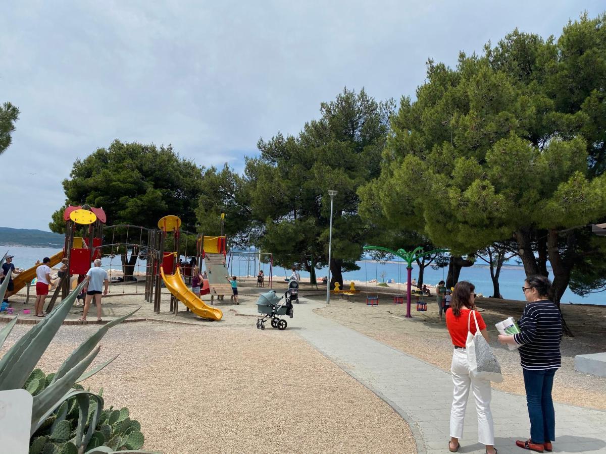 Family Apartments Vesna- 100 M Beach -Center Crikvenica Ngoại thất bức ảnh