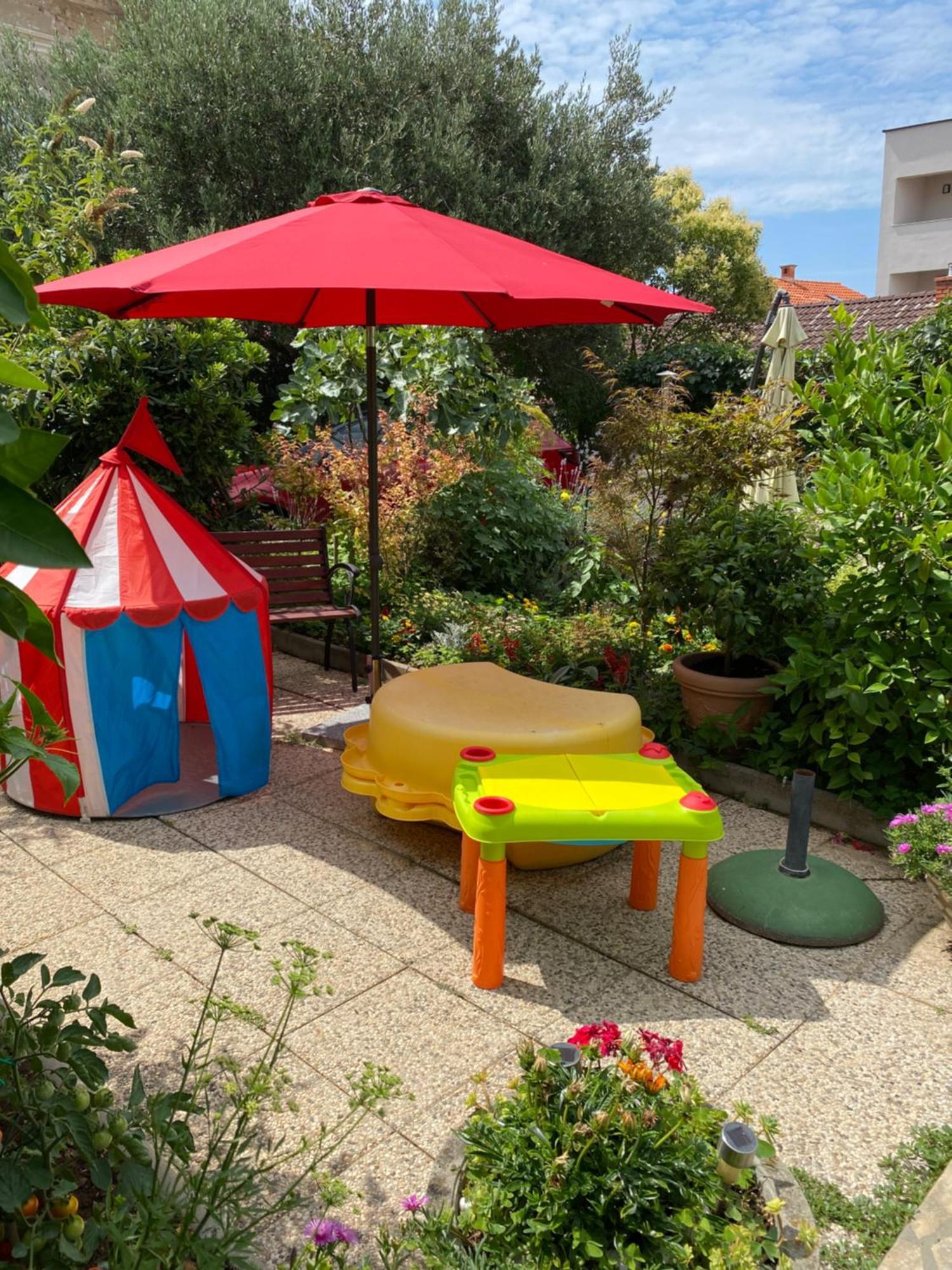 Family Apartments Vesna- 100 M Beach -Center Crikvenica Ngoại thất bức ảnh