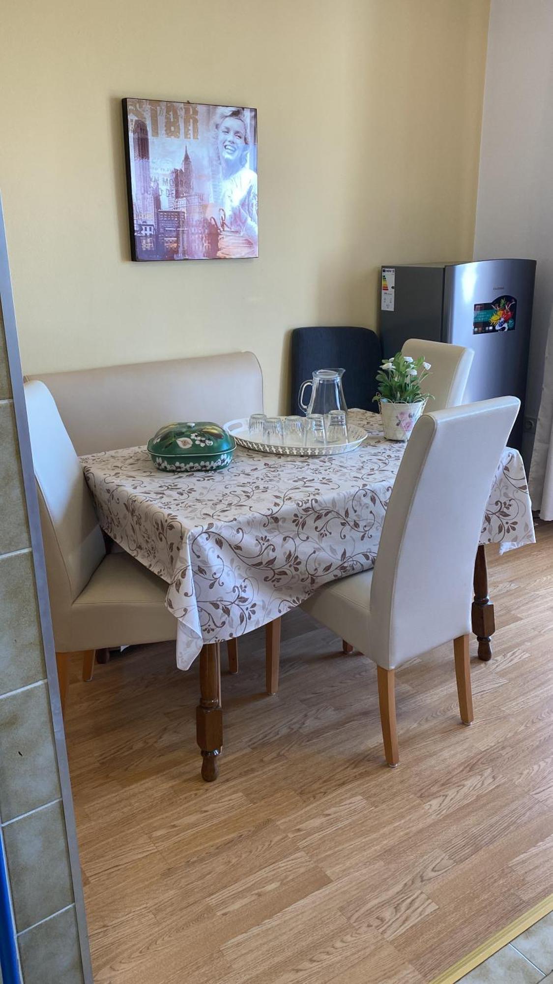 Family Apartments Vesna- 100 M Beach -Center Crikvenica Ngoại thất bức ảnh