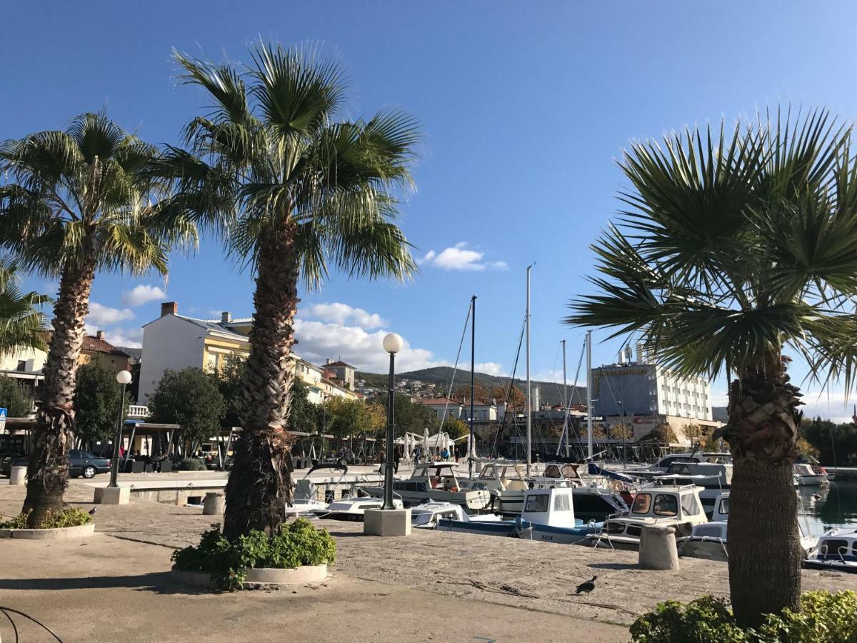 Family Apartments Vesna- 100 M Beach -Center Crikvenica Ngoại thất bức ảnh